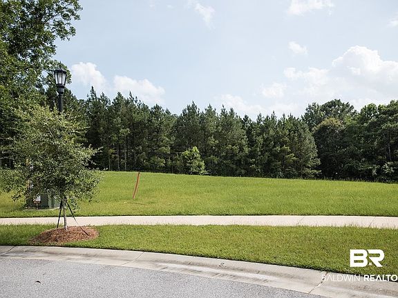 3rd image of 217 Castlands Ct