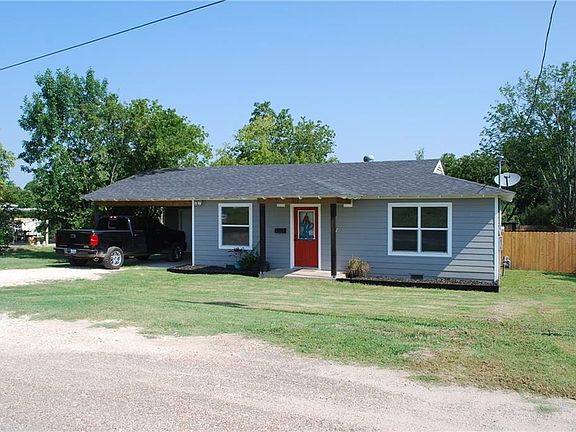 3rd image of 613 Mulberry Ln