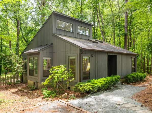 120 Polks Landing Rd, Chapel Hill, NC 27516