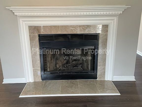 2nd image of 1166 Booth Rd #906