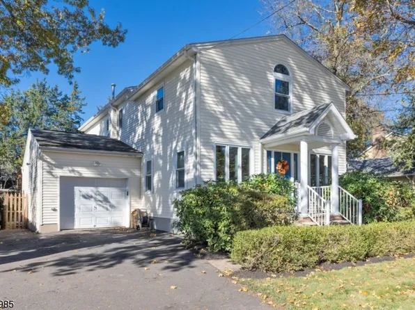 88 Duval St, Bridgewater Twp., NJ 08807