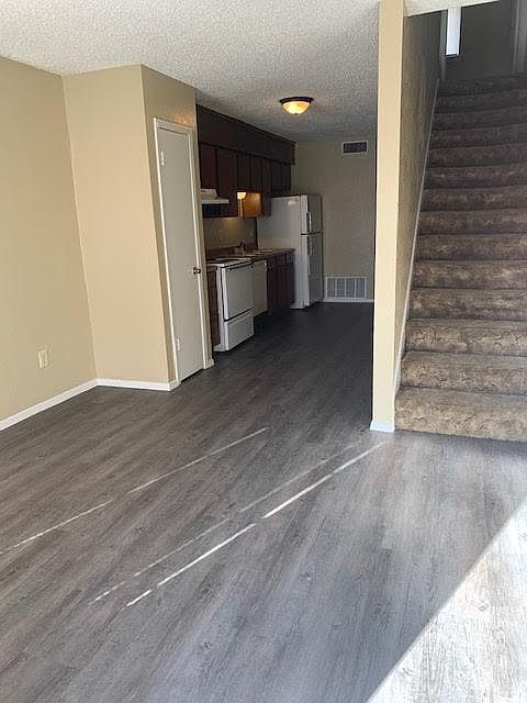 1st image of 417 Tammy Lynn Dr APT E