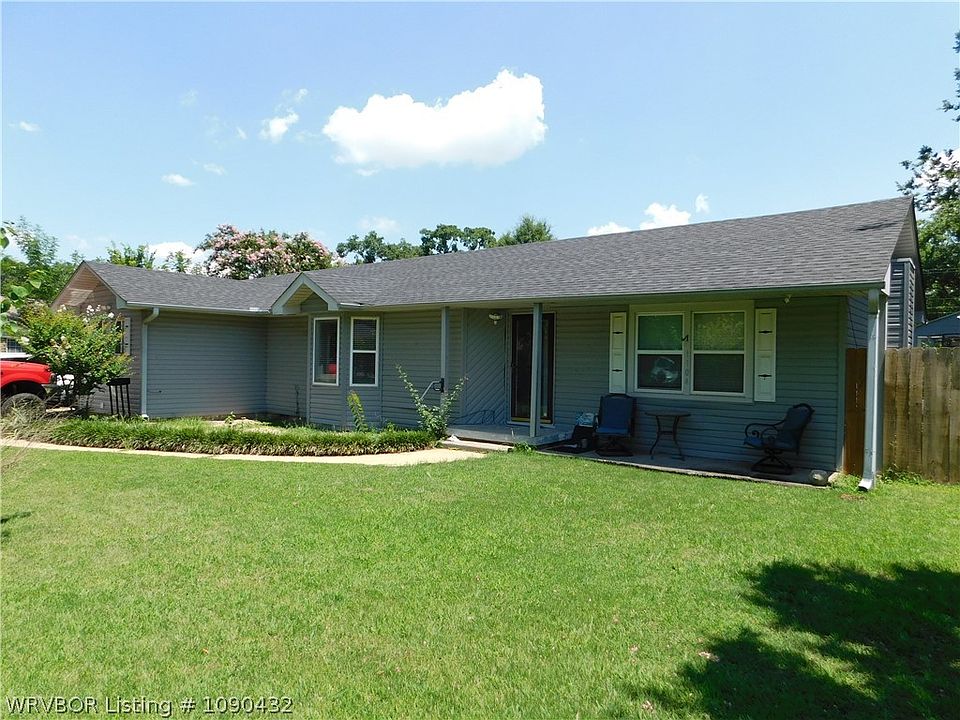 1st image of 1104 N 49th St