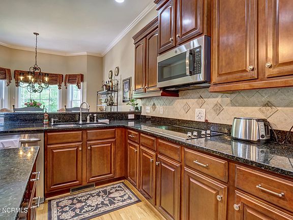 2nd image of 4301 Chadsford Ct