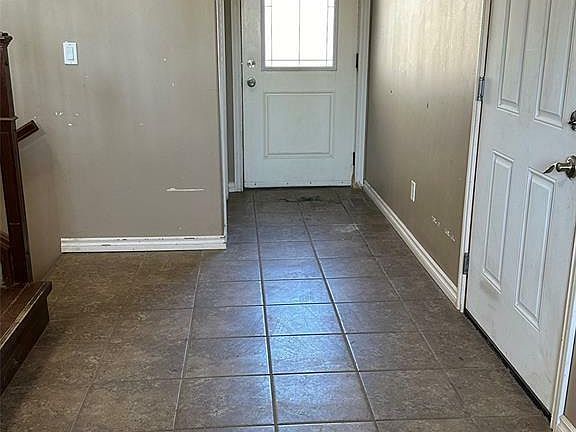 2nd image of 383 Petterson Dr
