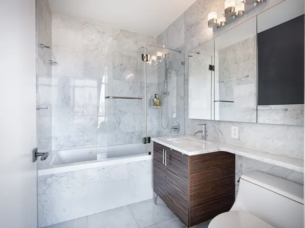 11-24 31st Avenue image 13 of 24