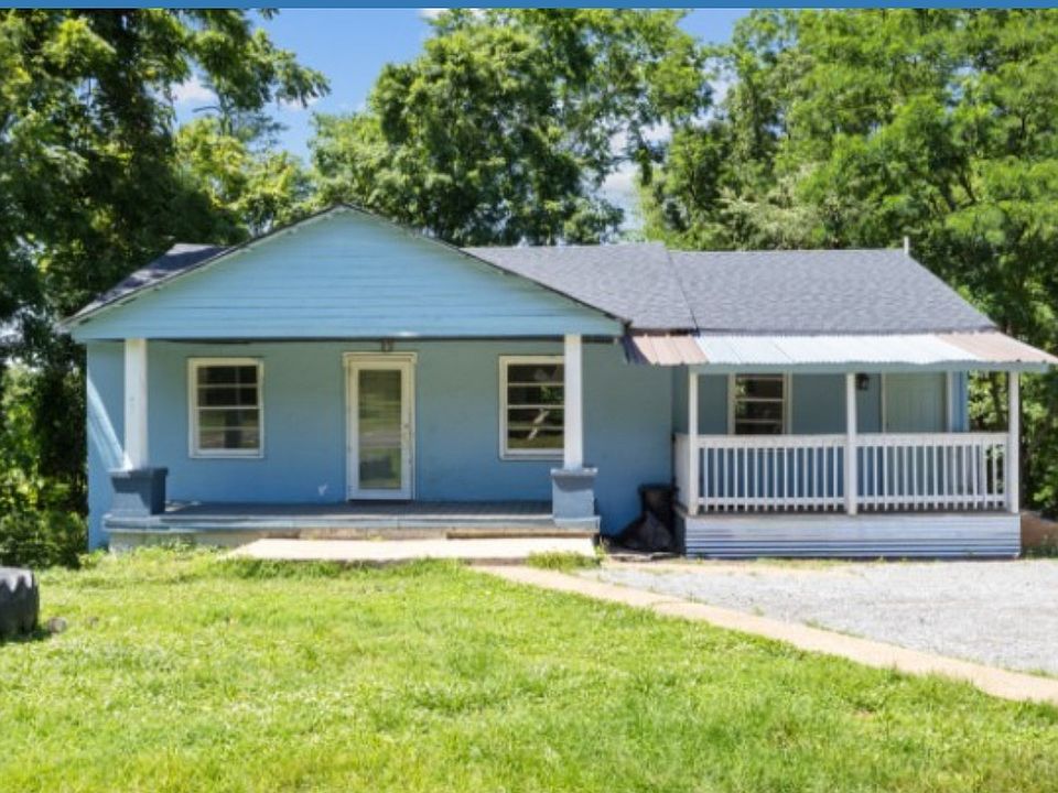 1st image of 559 Palmyra Rd