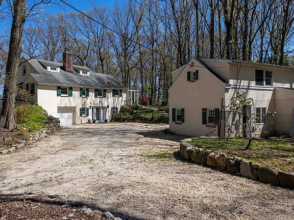 5th image of 30 Forrest Dr