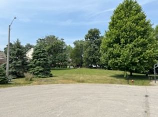 704 Russell Ct, Heyworth, IL