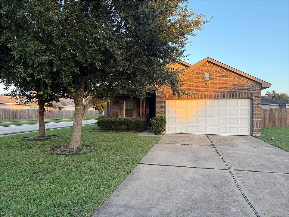 10710 Barker View Dr