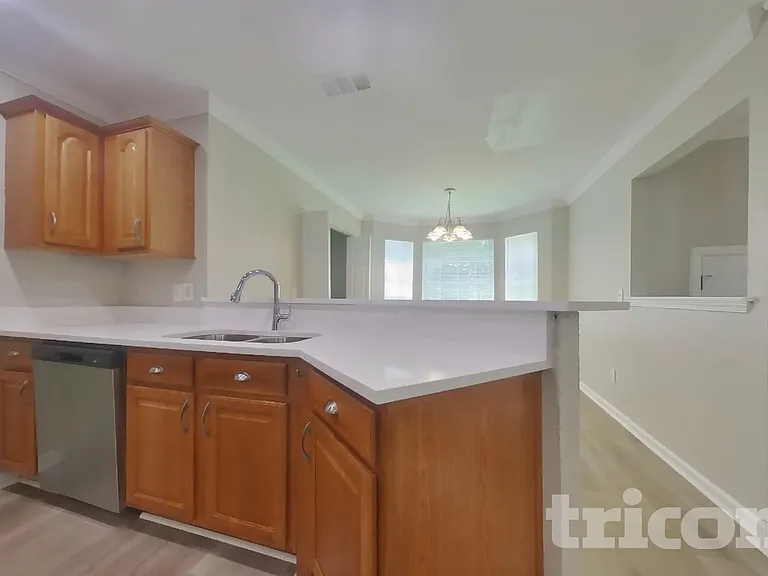1471 Oakdale Rd — Photo 5