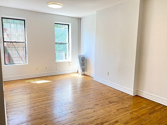 2nd image of 280 Putnam Ave APT 3