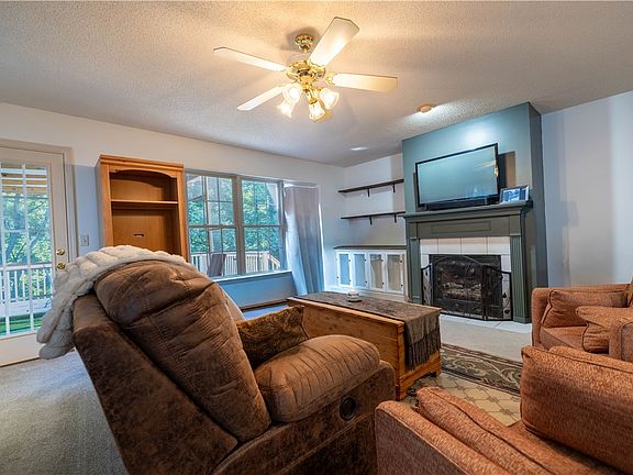 4th image of 110 Grand Oak Cir