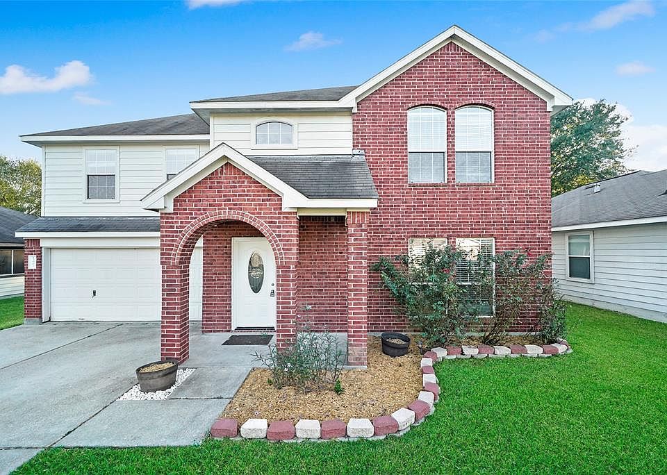 1st image of 13961 Buckskin Dr