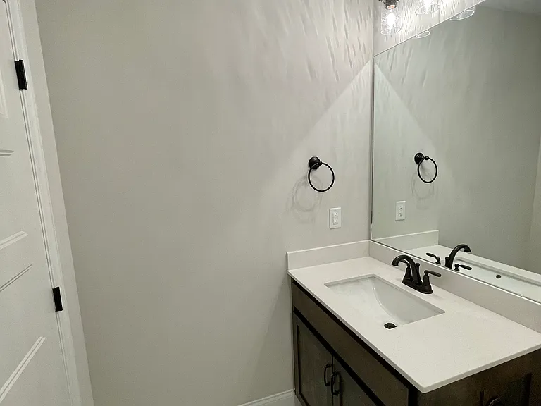 105 Biscayne Blvd — Photo 23