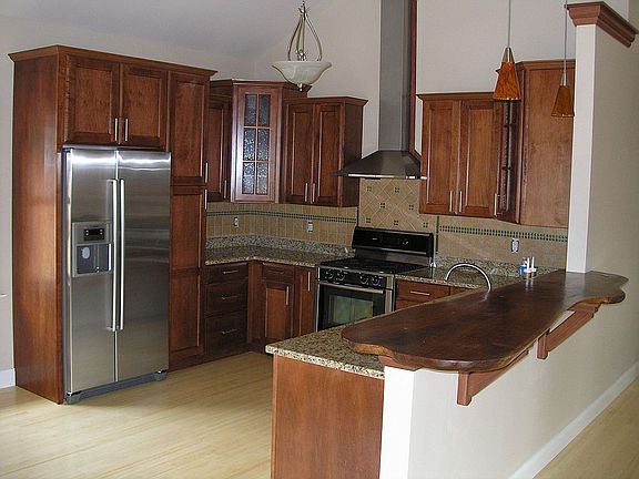 Walnut Bar/Bosch Appliances