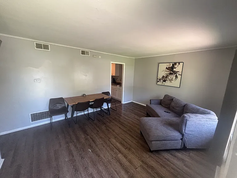 2023 Vermont St — Photo 3