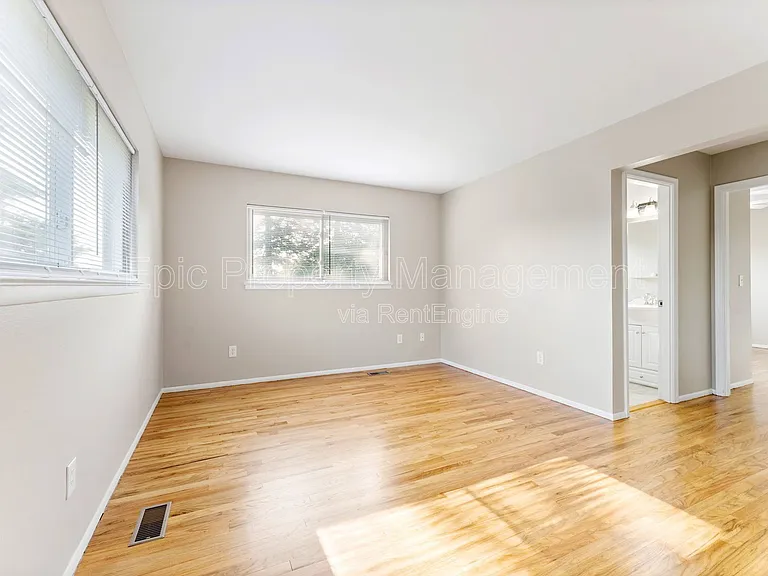 1225 Fairground St — Photo 6