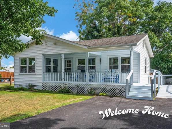 212 2nd St, Colonial Beach, VA 22443