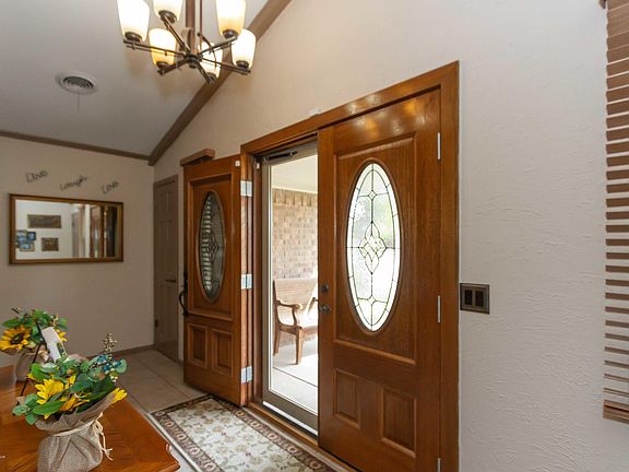 5th image of 4008 Oakhurst Dr