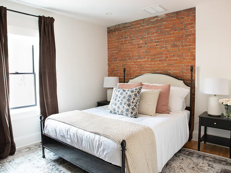 3015 Chatham Ave — Photo 4