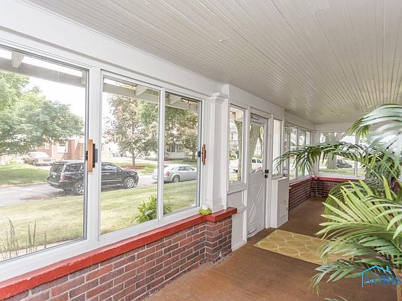 5th image of 1540 Glenbrook Dr