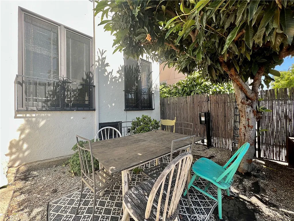2 bed, 1500 sqft, $3,400 — Photo 4