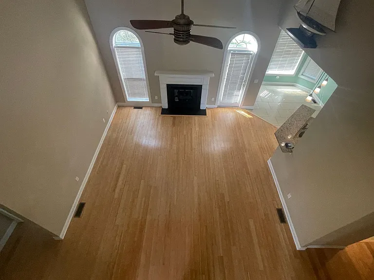 106 Ravenswood Rd — Photo 4
