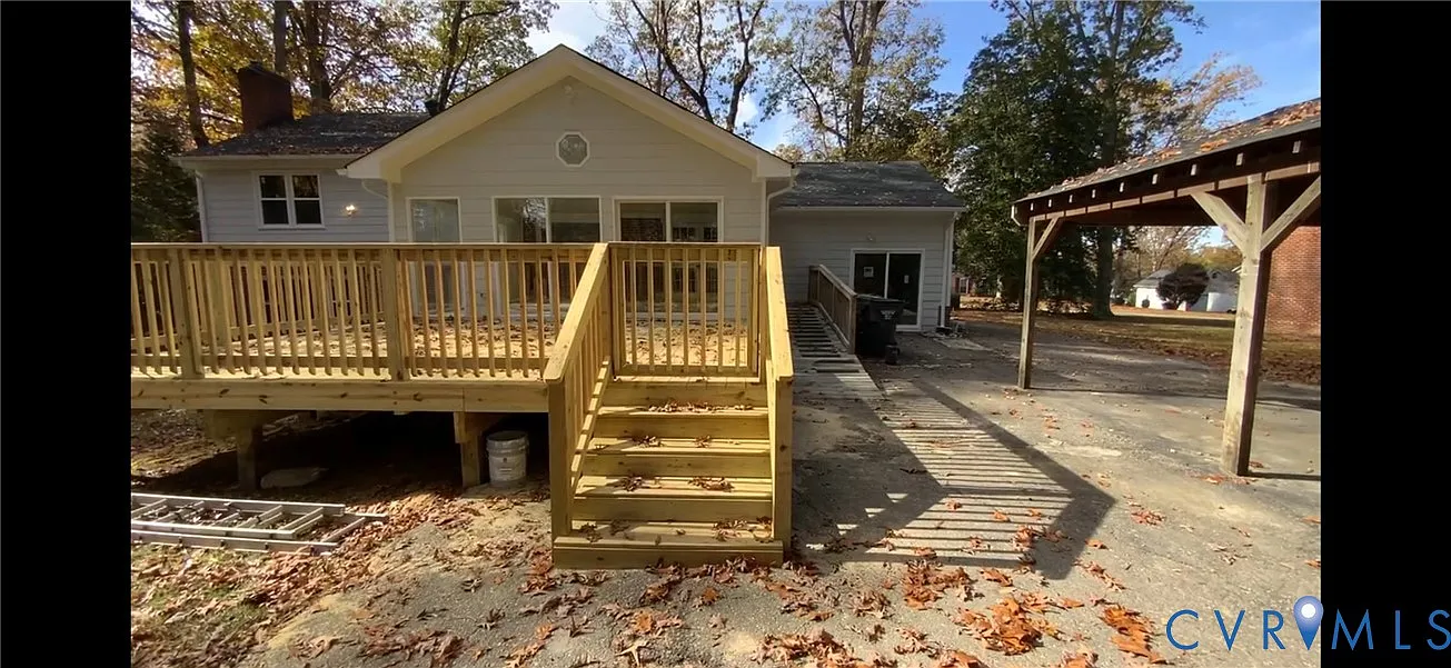 4 bed, 2.5 bath, 2187 sqft, $3,200 — Photo 2