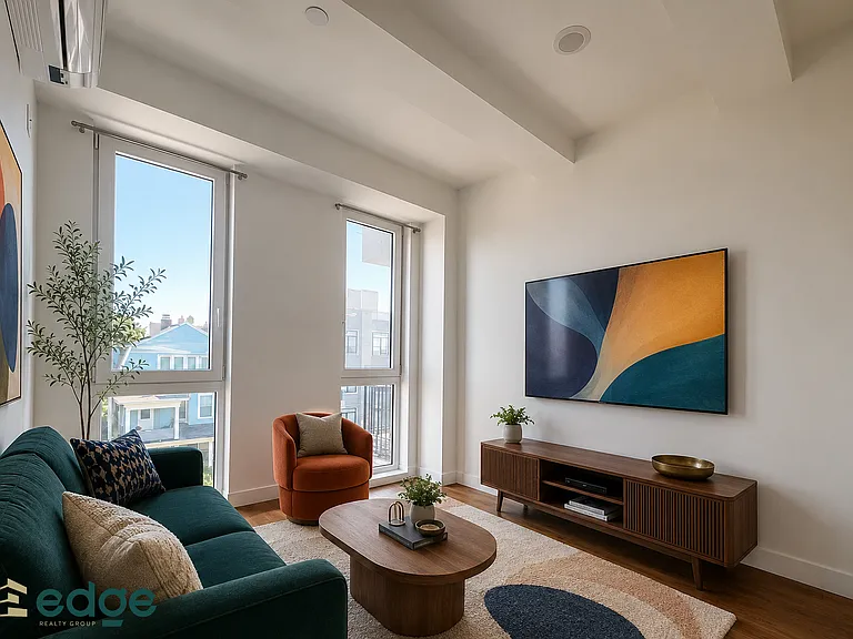 3415 Farragut Rd #4L — Photo 2