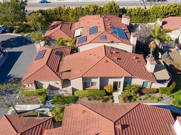 33626 Tidewater Dr — Photo 24
