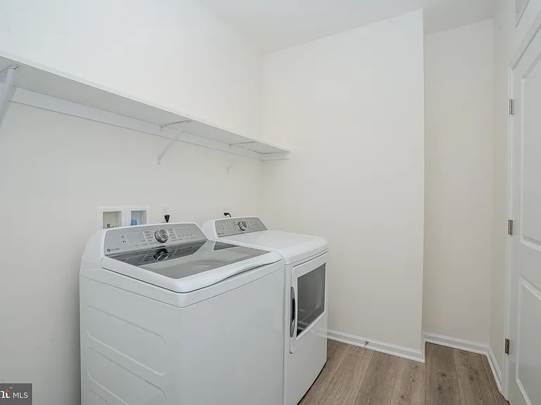 2601 American Pl — Photo 30