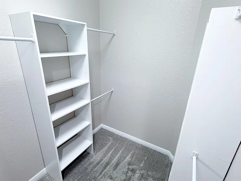 4002 SW Jarmer Rd — Photo 11