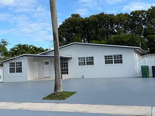 12455 SW 185th Ter Photo 1