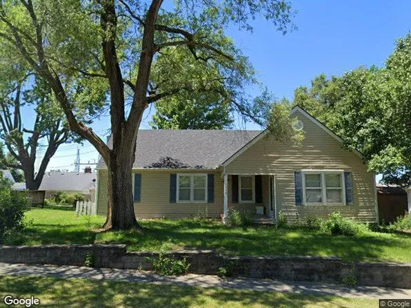 1520 Locust St, Chillicothe, MO 64601