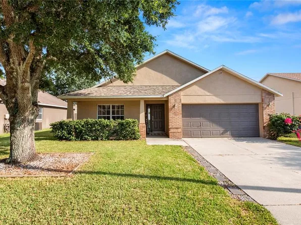 111 Citrus Landing Dr, Plant City, FL 33563