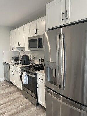 2nd image of 200 Old Colony Ave #609S