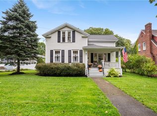 137 W Court St, Warsaw, NY 14569
