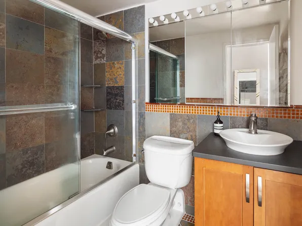 77 Bleecker Street image 11 of 11