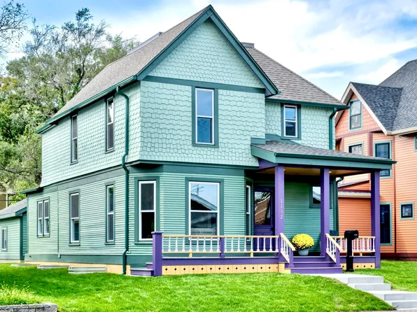 1132 26th St, Des Moines, IA 50311