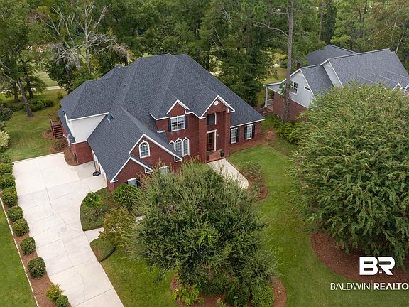 3rd image of 126 McIntosh Bluff Rd