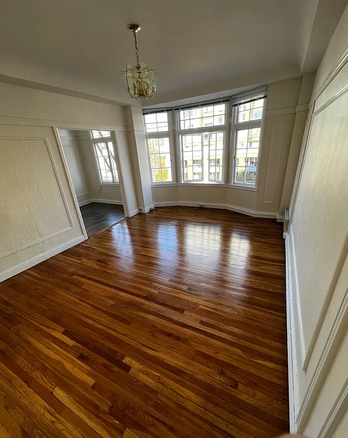 725 Van Ness Ave — Photo 3