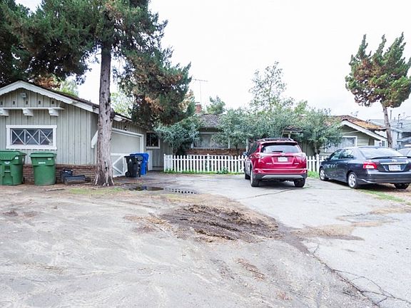 2nd image of 8945 Kester Ave