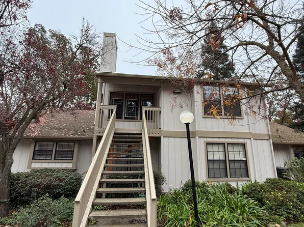 6412 Solitary Ln APT B, Carmichael, CA 95608
