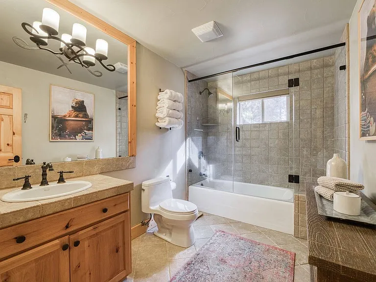 10945 Lausanne Way — Photo 14