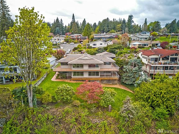 3rd image of 2014 Harbor View Dr NW