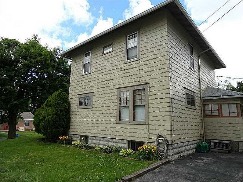 700 N Detroit St, Bellefontaine, OH 43311 Zillow