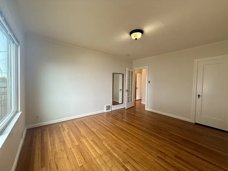 658 Rockdale Dr — Photo 22