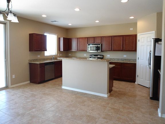 4th image of 13918 N Stone Palisade Dr