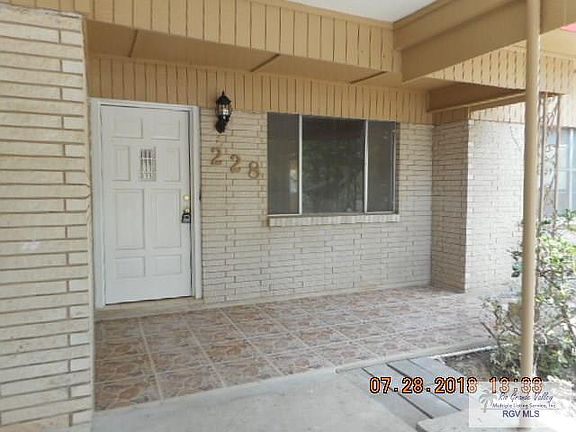 3rd image of 228 Western Blvd